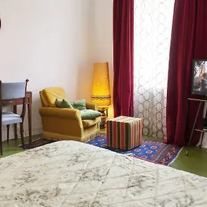 https://46fm-montauban-guesthouse.midi-pyreneeshotels.com